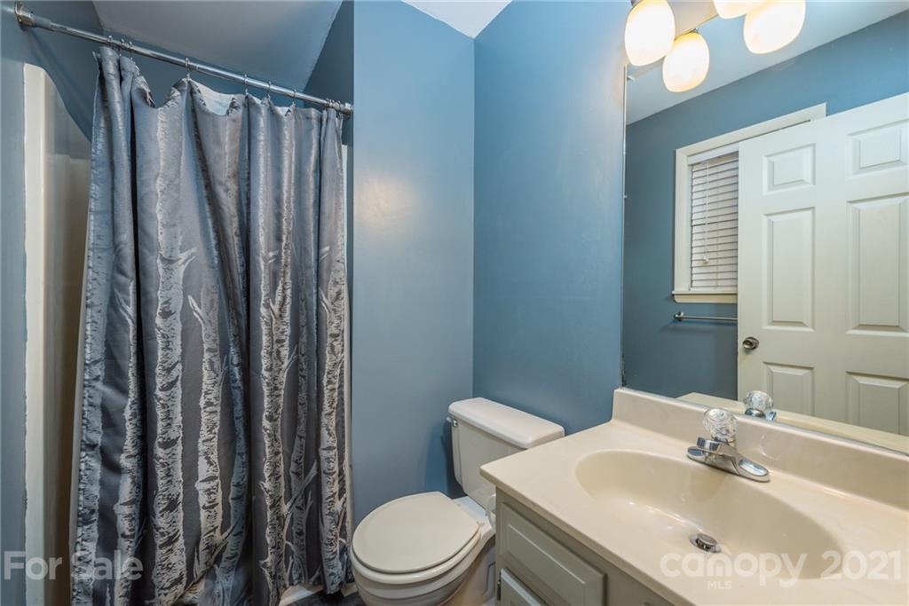 91 Deep Woods Road Weaverville NC 28787