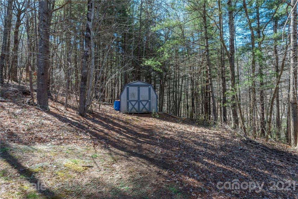 91 Deep Woods Road Weaverville NC 28787