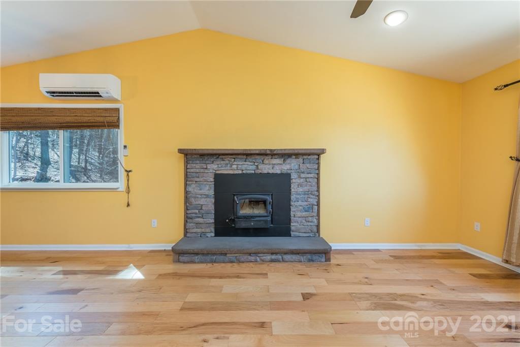 91 Deep Woods Road Weaverville NC 28787