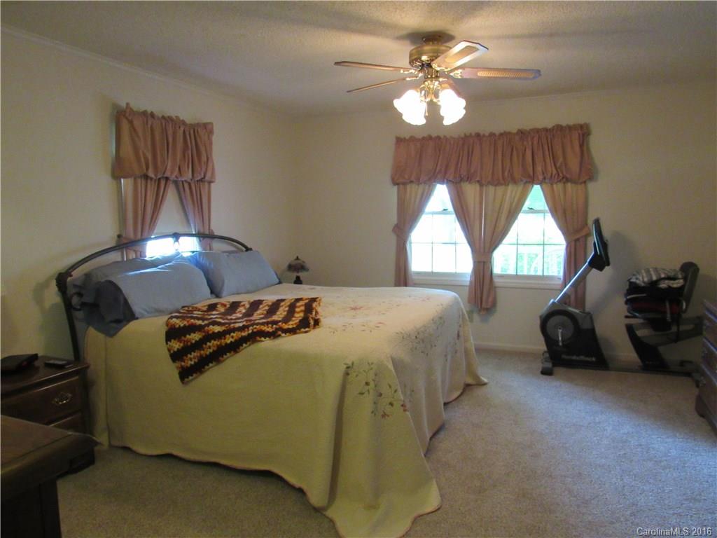 182 Driftwood Lane Mills River NC 28759