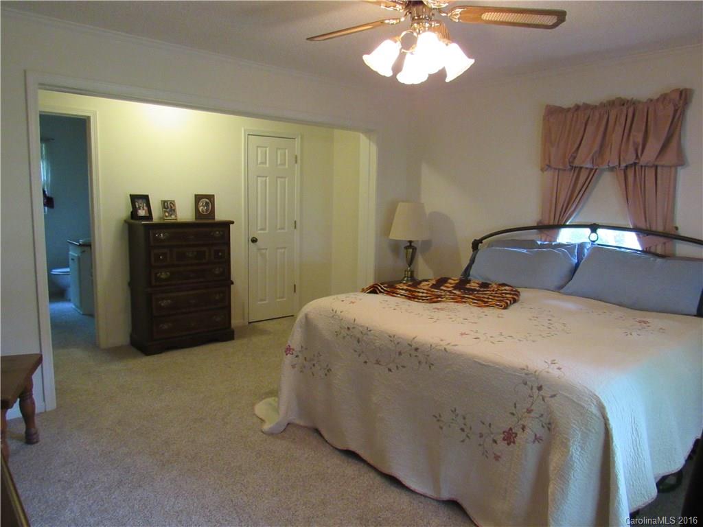 182 Driftwood Lane Mills River NC 28759