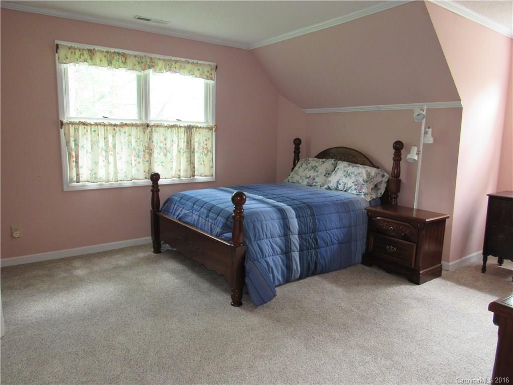 182 Driftwood Lane Mills River NC 28759