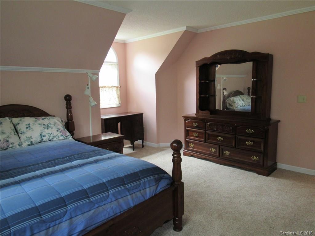 182 Driftwood Lane Mills River NC 28759