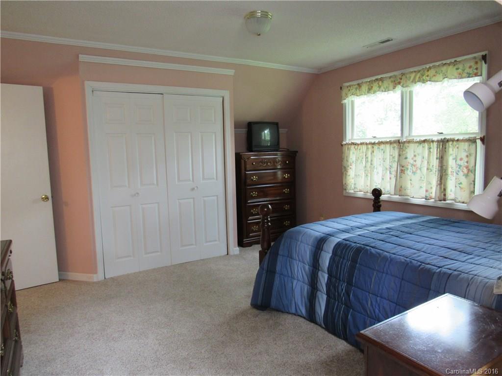 182 Driftwood Lane Mills River NC 28759