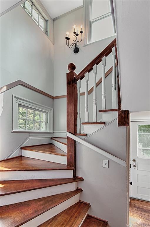 5 Howland Road Asheville NC 28804