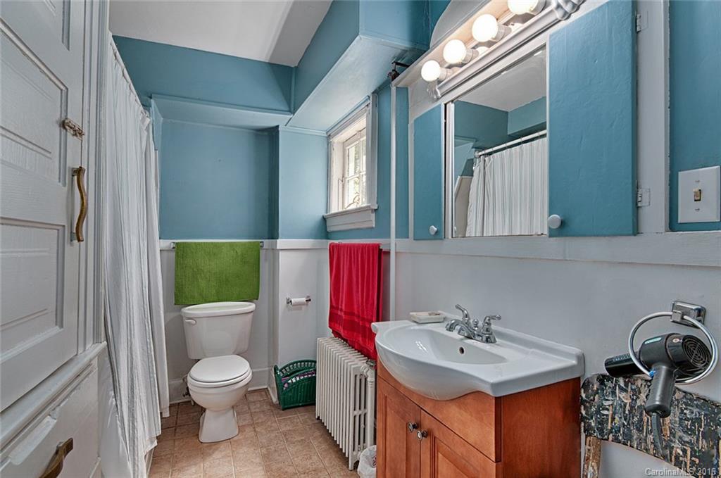 5 Howland Road Asheville NC 28804