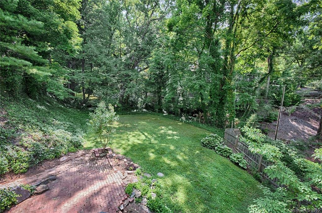 5 Howland Road Asheville NC 28804