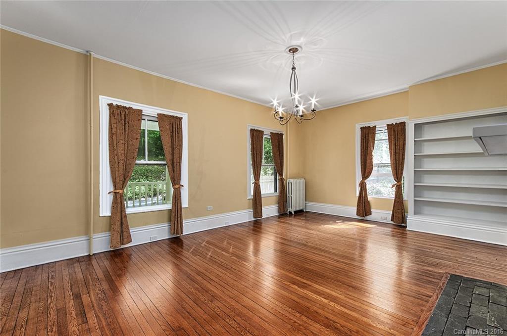 5 Howland Road Asheville NC 28804
