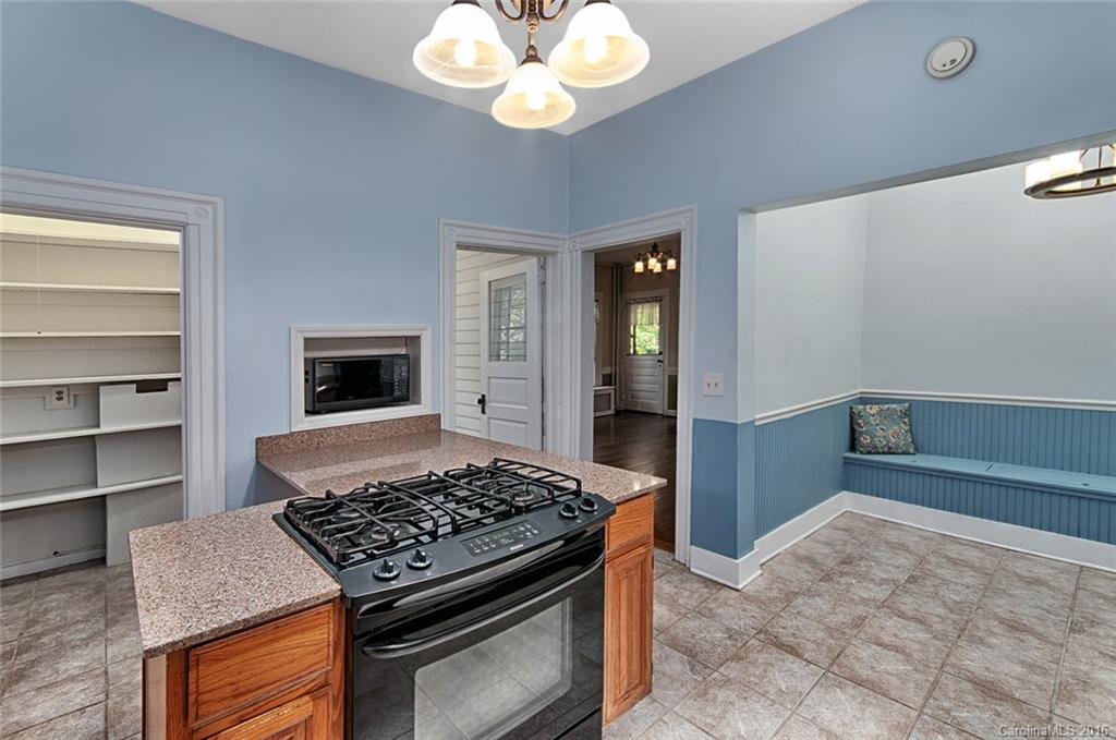 5 Howland Road Asheville NC 28804