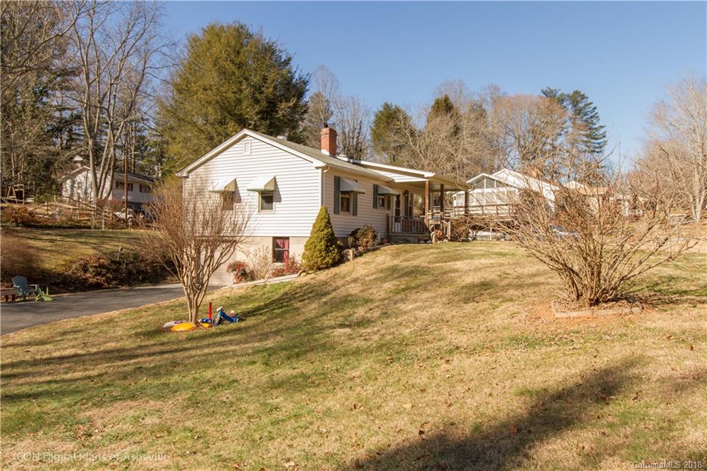 31 Pinewood Place Asheville NC 28806