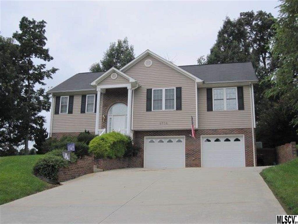 1736 9th Street Place SE Hickory NC 28602