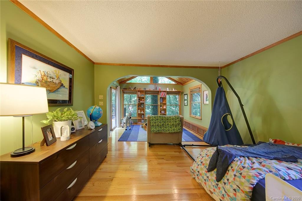 40 Cedar Trail Asheville NC 28803