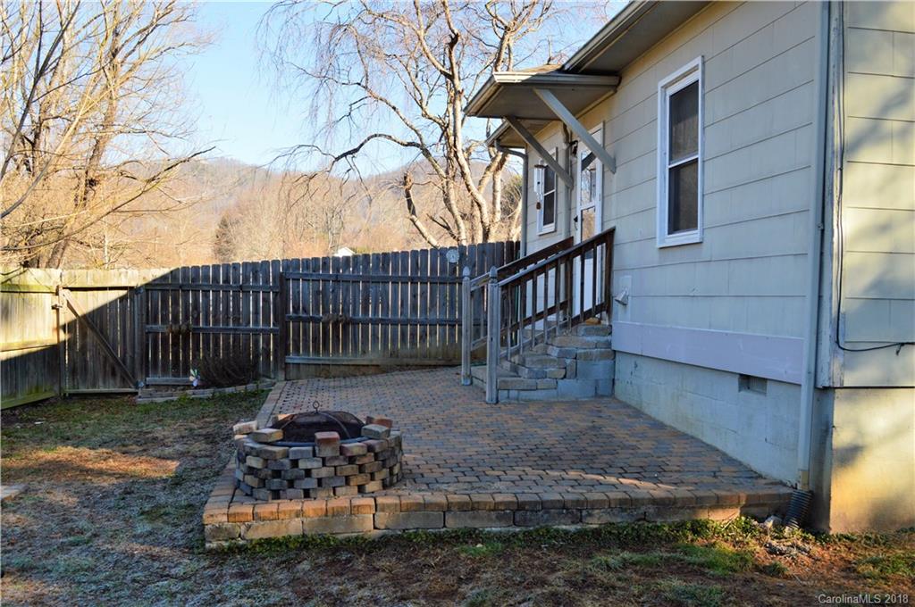 322 Yellowstone Drive Fletcher NC 28732