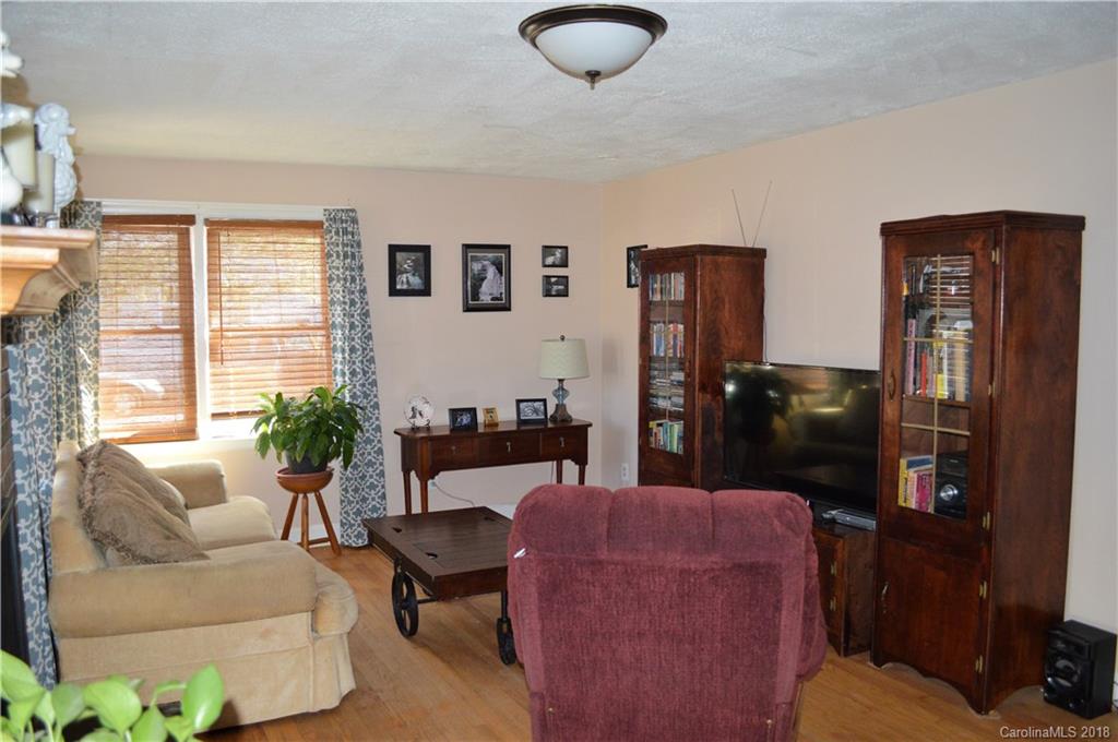 322 Yellowstone Drive Fletcher NC 28732