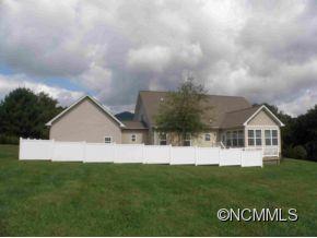 14 Wills Lane Candler NC 28715