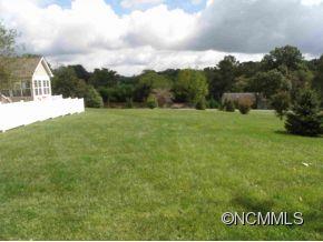 14 Wills Lane Candler NC 28715