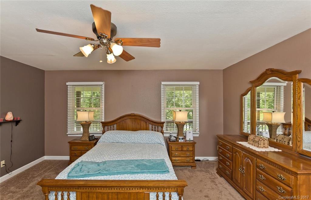 625 Brook Knoll Circle Weaverville NC 28787