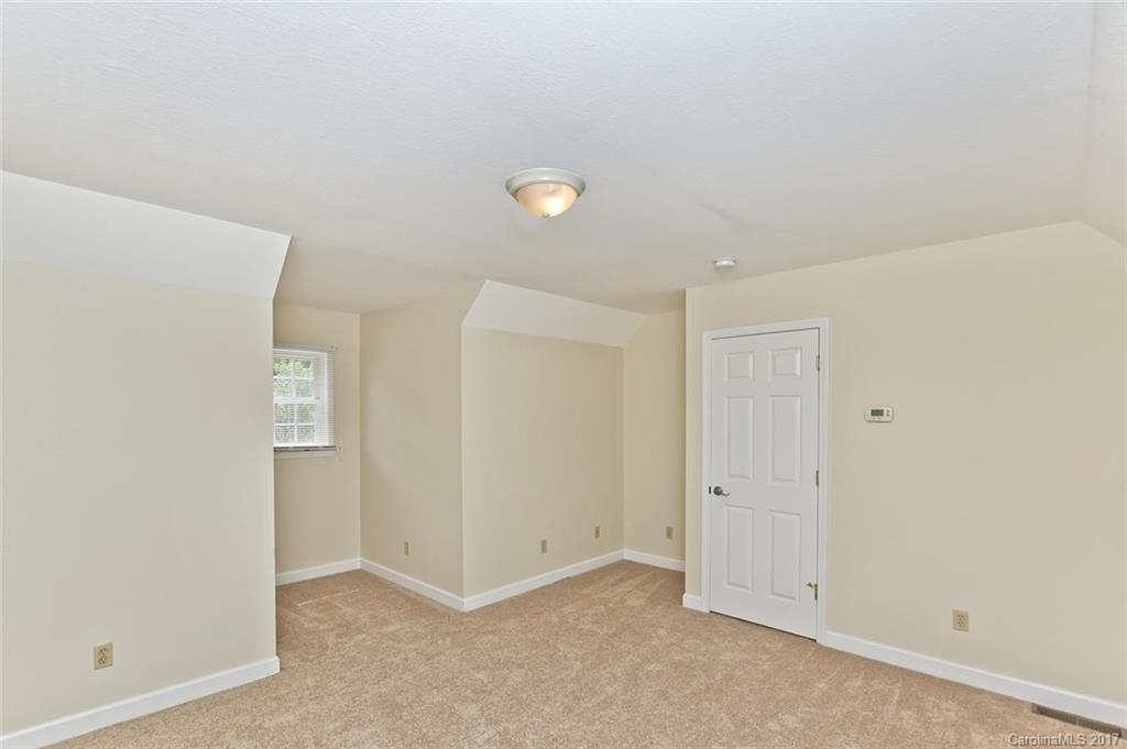 625 Brook Knoll Circle Weaverville NC 28787