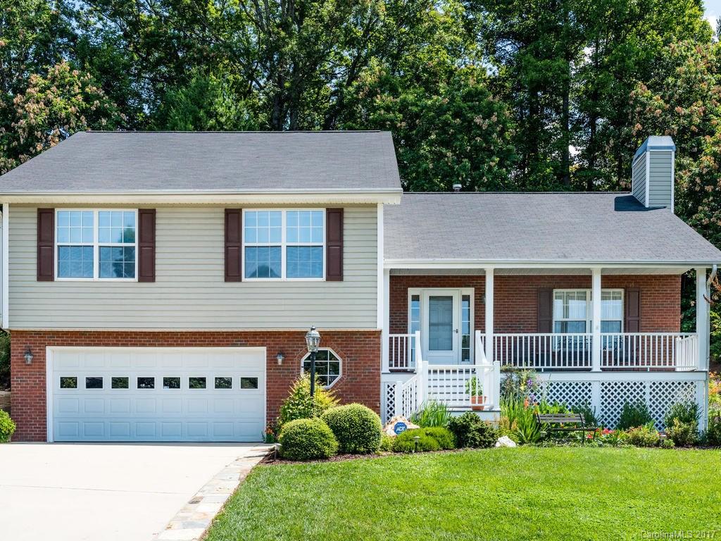 26 Winding Oak Drive Arden NC 28704