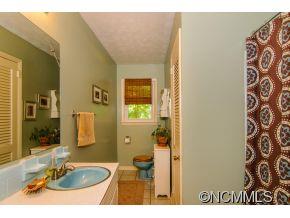 70 English Drive Candler NC 28715