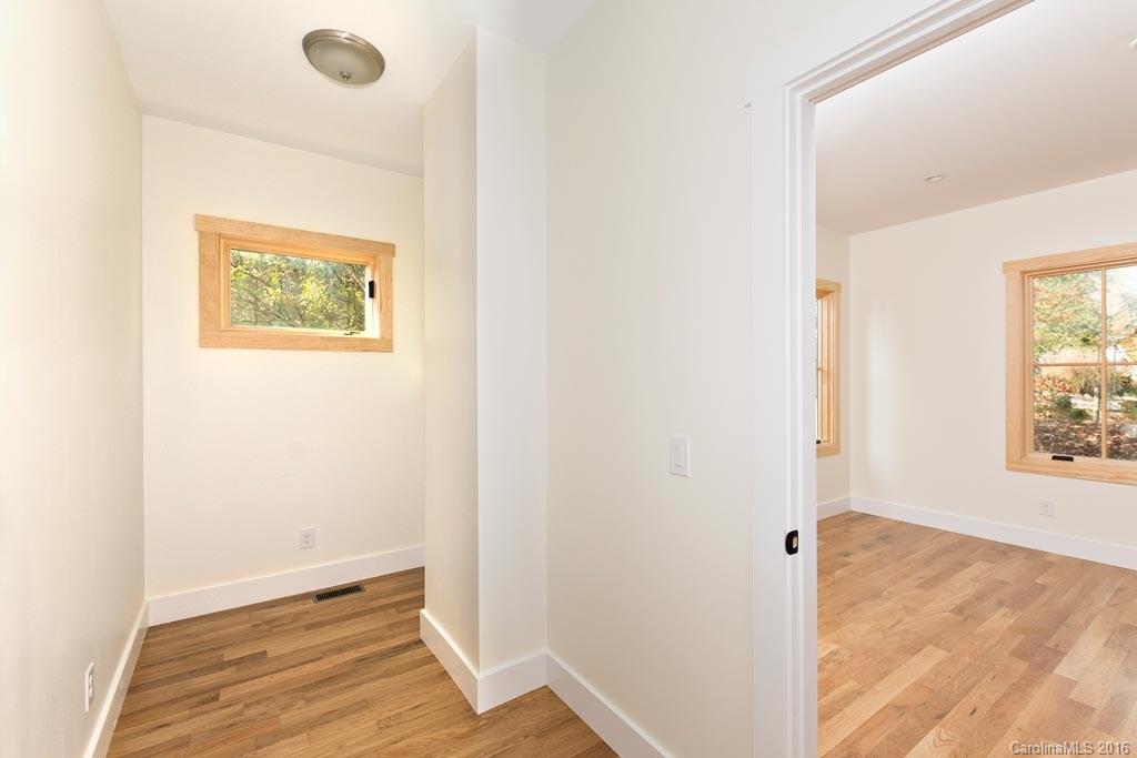 62 Millbrook Road Asheville NC 28806