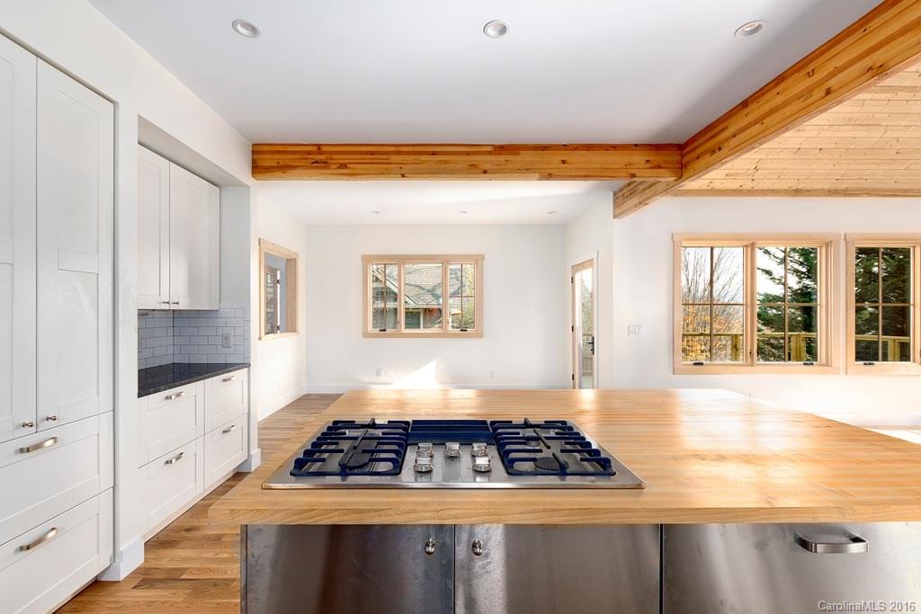 62 Millbrook Road Asheville NC 28806