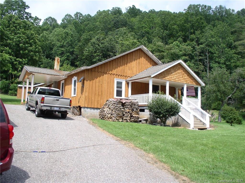 784 Riverview Road Burnsville NC 28714