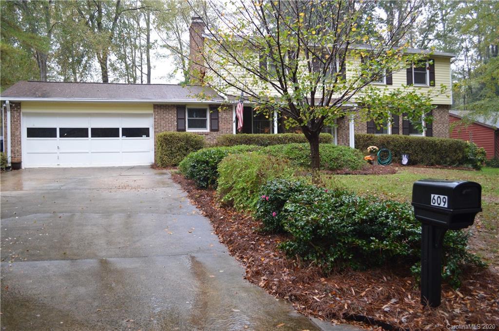 609 Sweetgum Lane Charlotte NC 28211