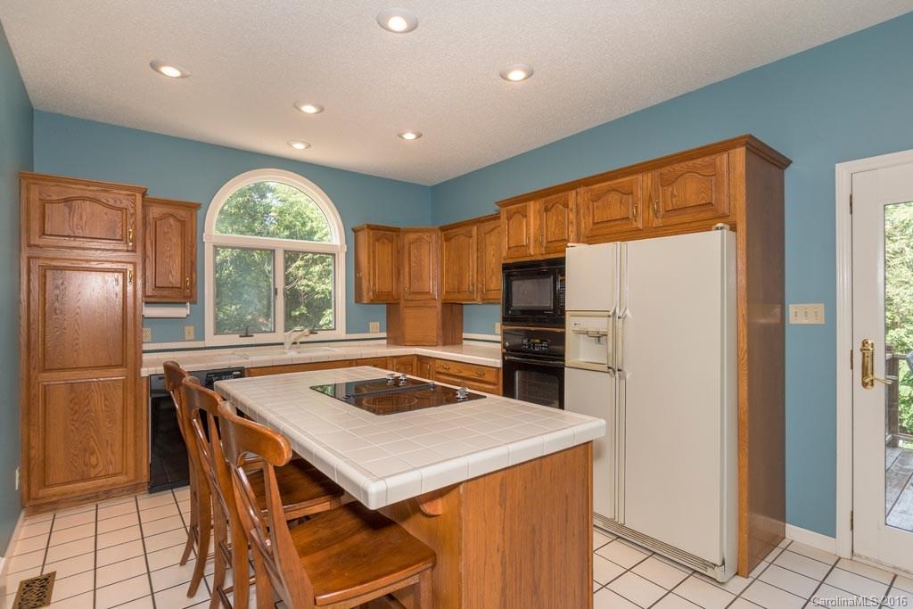 6 Shadowbrook Drive Weaverville NC 28787