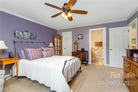 7439 Hurstbourne Green Drive Charlotte NC 28277