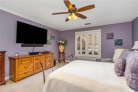 7439 Hurstbourne Green Drive Charlotte NC 28277