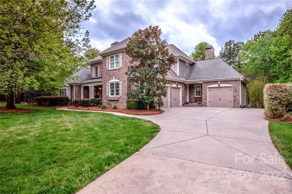 107 Barefoot Lane Mooresville NC 28117