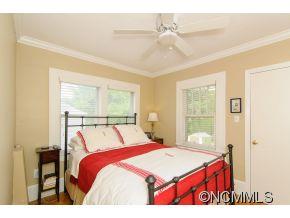 59 Covington Street Asheville NC 28806