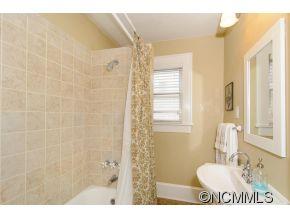 59 Covington Street Asheville NC 28806