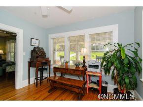 59 Covington Street Asheville NC 28806
