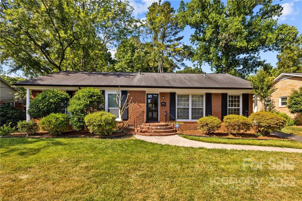 1738 Wensley Drive Charlotte NC 28210