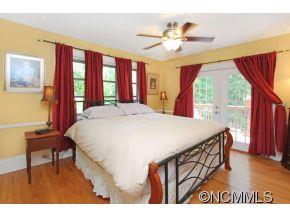 59 Caledonia Road Asheville NC 28803