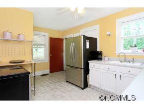 59 Caledonia Road Asheville NC 28803