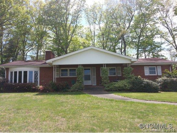 120 Queen Road Candler NC 28715