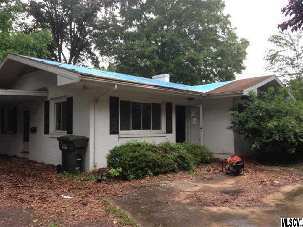445 16th Avenue NW Hickory NC 28601