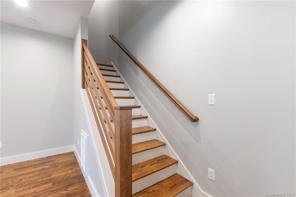81 Bellevue Road Asheville NC 28803
