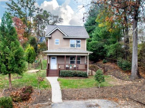 16 Woodland Drive