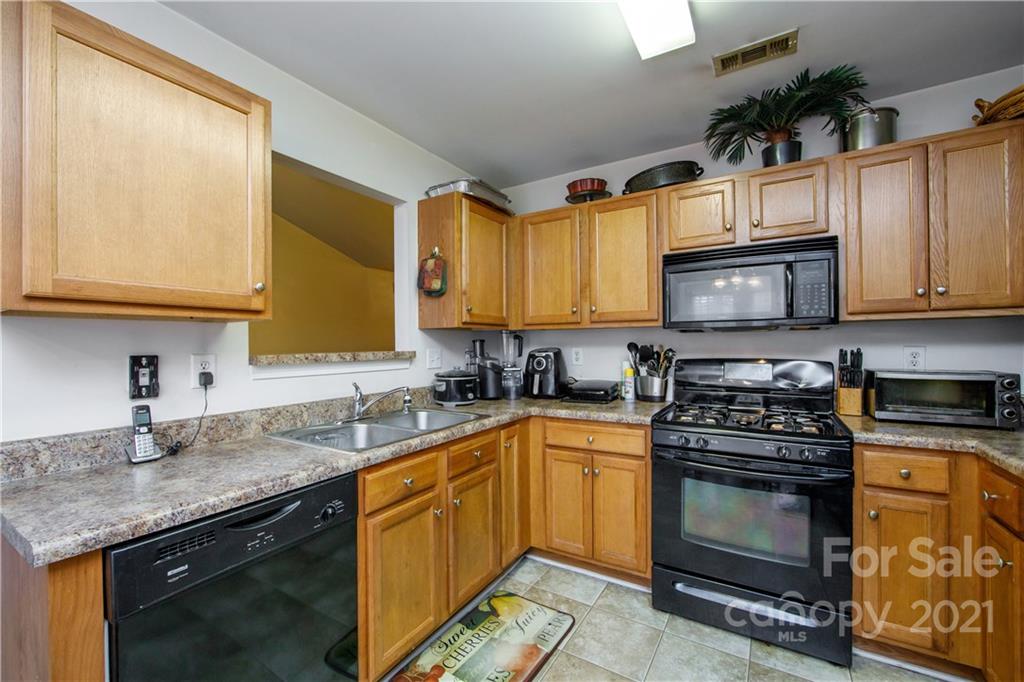 5117 Magnasco Lane Charlotte NC 28208