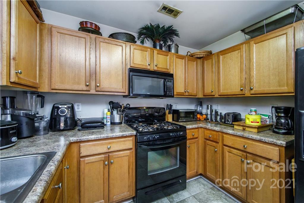 5117 Magnasco Lane Charlotte NC 28208