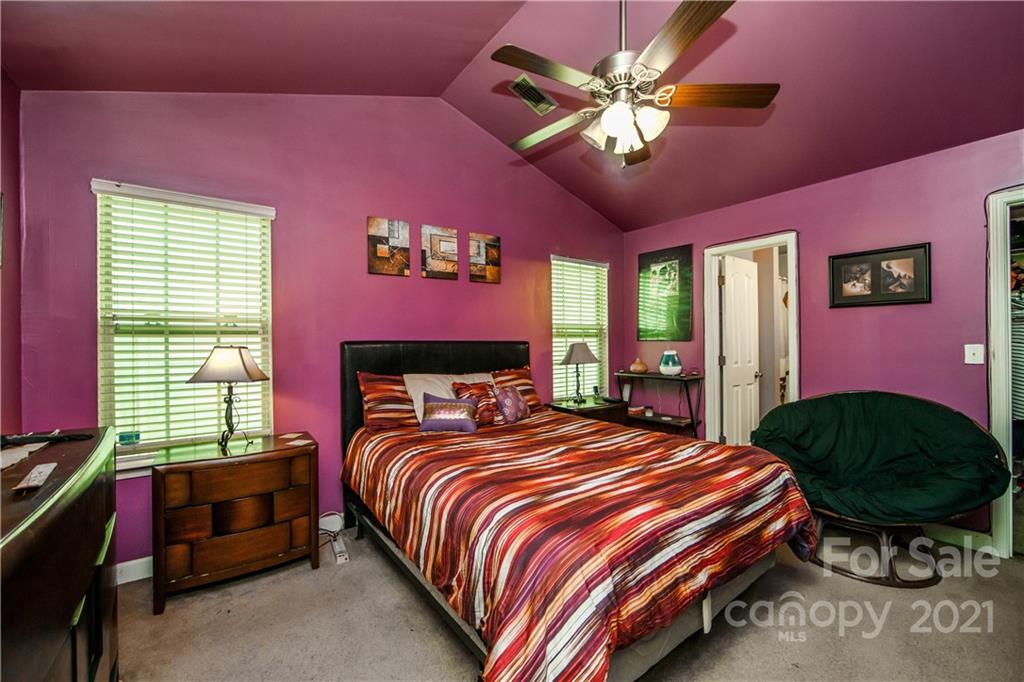 5117 Magnasco Lane Charlotte NC 28208