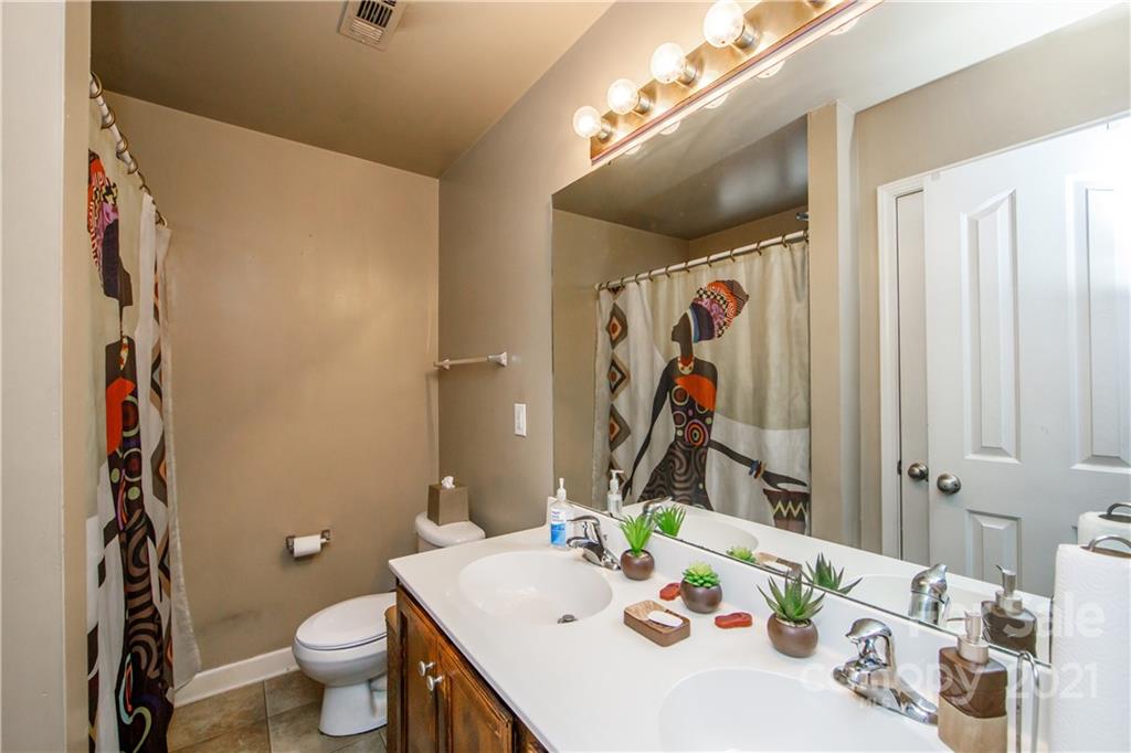 5117 Magnasco Lane Charlotte NC 28208