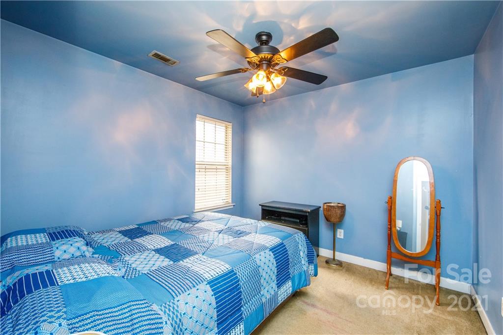5117 Magnasco Lane Charlotte NC 28208
