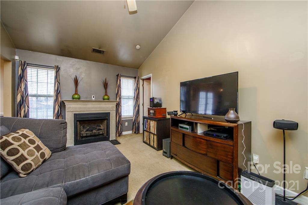 5117 Magnasco Lane Charlotte NC 28208