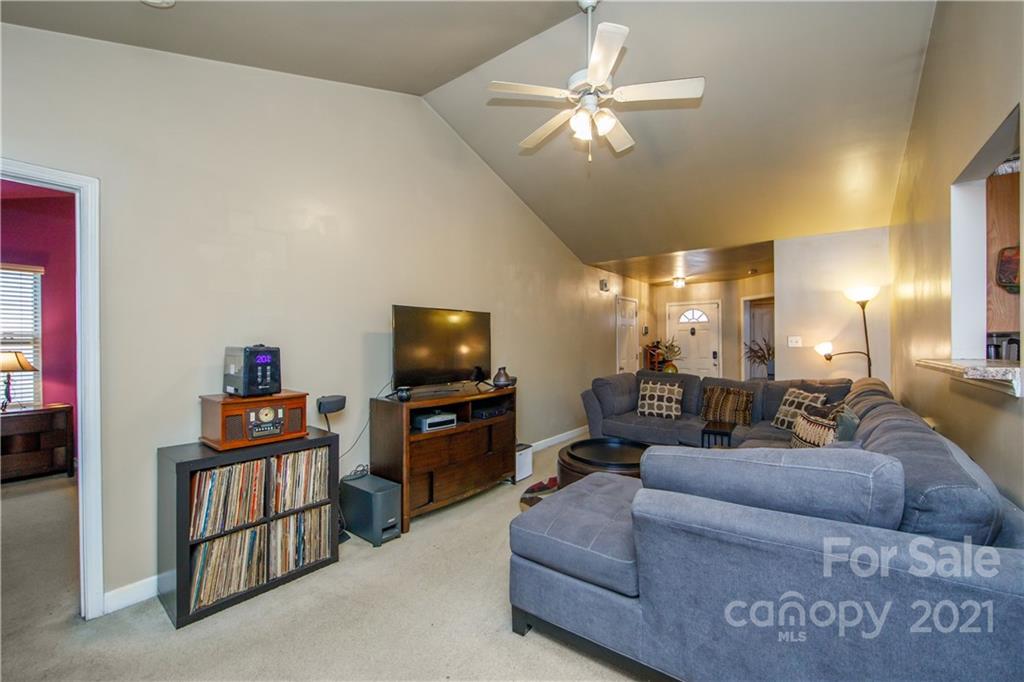 5117 Magnasco Lane Charlotte NC 28208