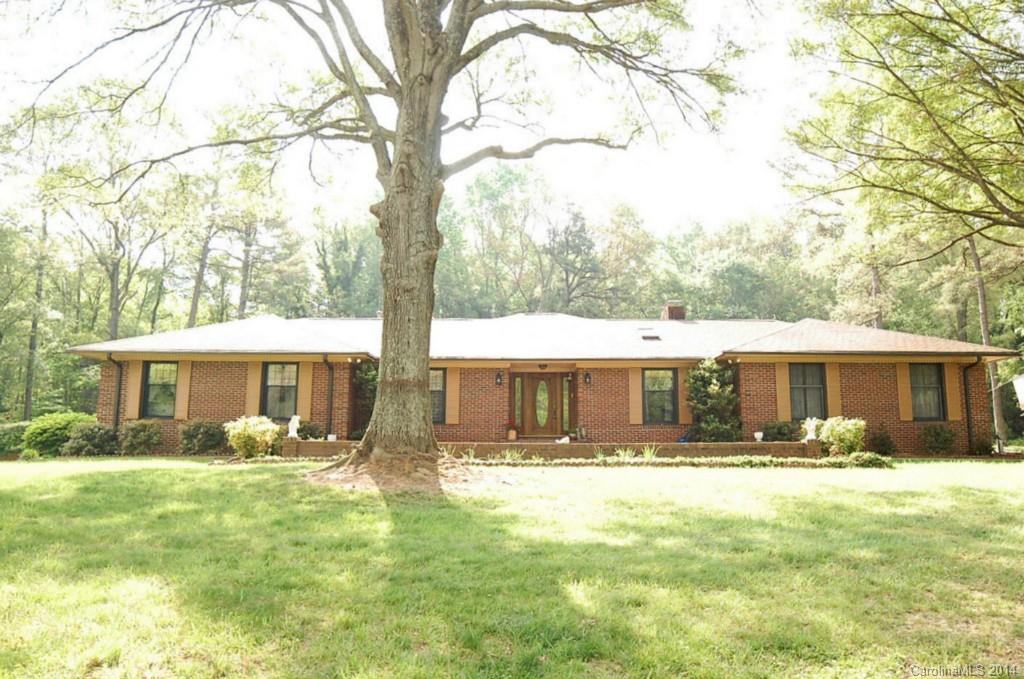4527 Whispering Oaks Drive Charlotte NC 28213